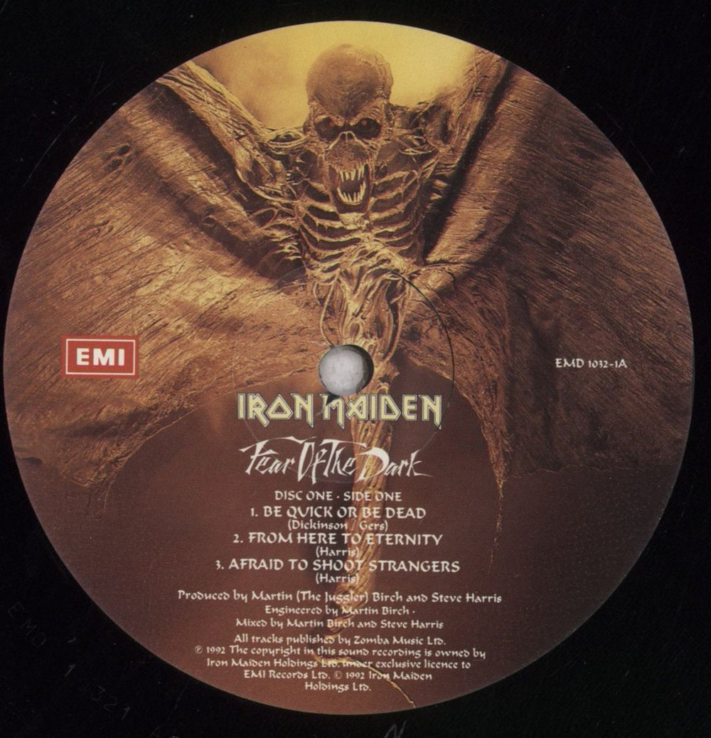 Iron Maiden Fear Of The Dark + Stickered & Insert - EX UK 2-LP vinyl record set (Double LP Album) IRO2LFE611986