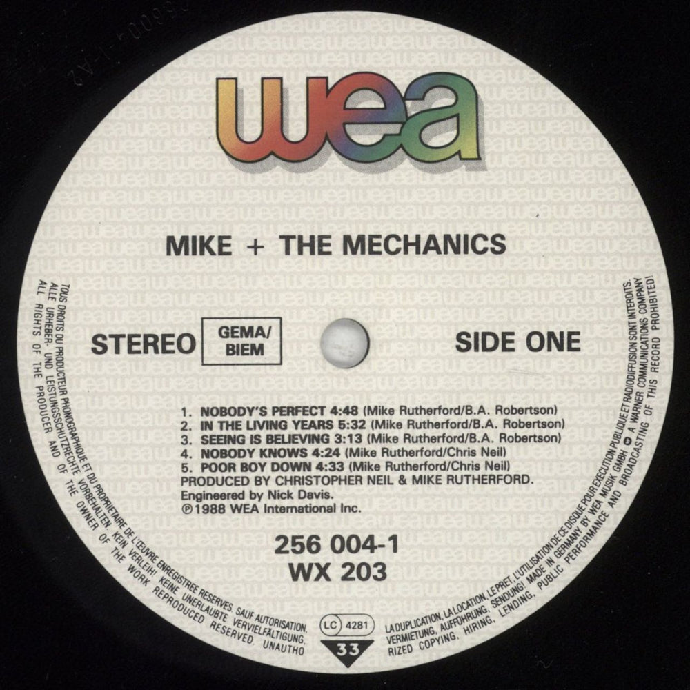 Mike & The Mechanics Living Years UK vinyl LP album (LP record) MIKLPLI400950