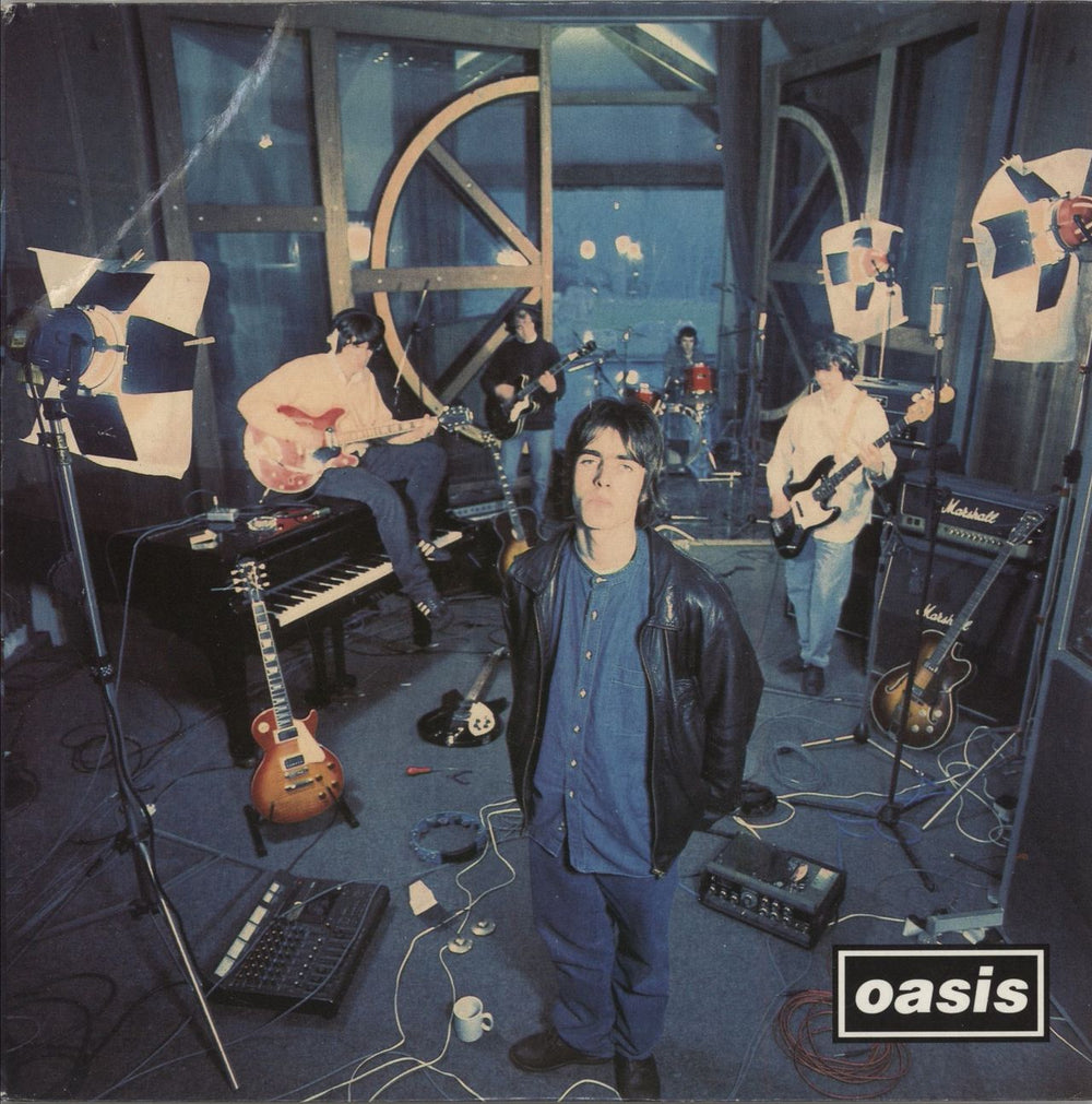 Oasis Supersonic - VG UK 7" vinyl single (7 inch record / 45) CRE176