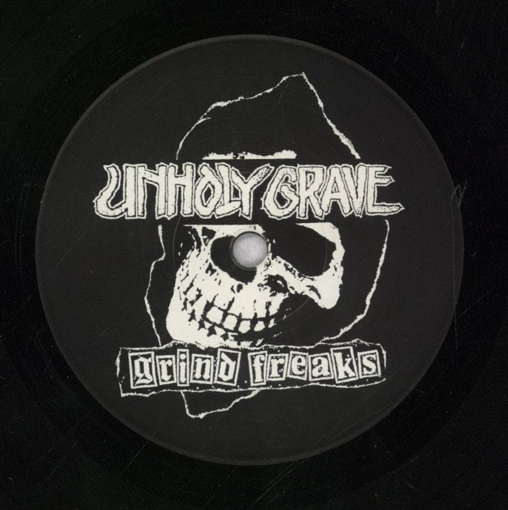 Unholy Grave Grindvile / Internal Damage Russian 7" vinyl single (7 inch record / 45)