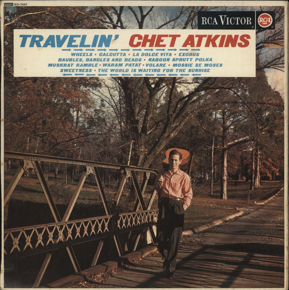 Chet Atkins Travelin' UK vinyl LP album (LP record) RD-7557