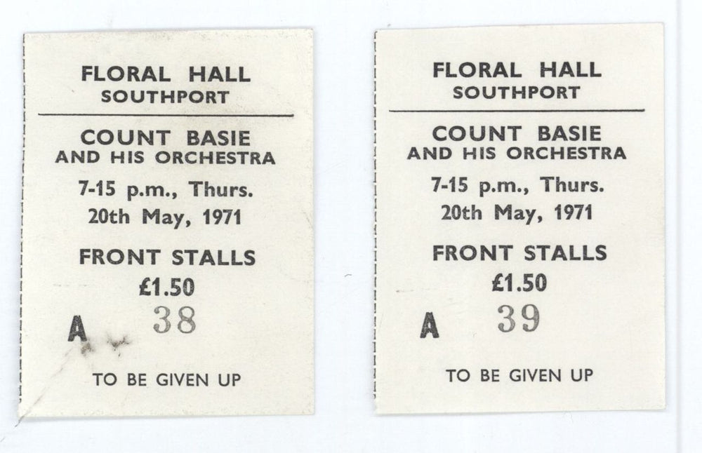 Count Basie Souvenir Brochure + ticket stubs UK tour programme CUITRSO787173