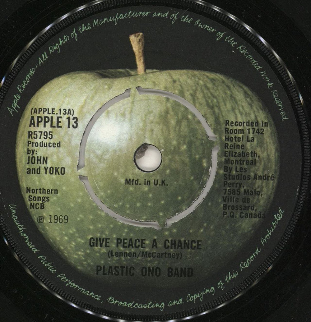 John Lennon Give Peace A Chance - 2nd - 4pr UK 7" vinyl single (7 inch record / 45) LEN07GI402218