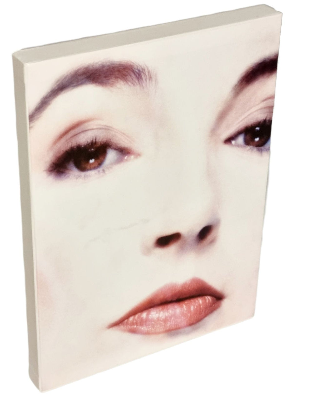 Kate Bush The Kate Inside: Deluxe Edition + Autographed UK book ISBN: 978-8894013047