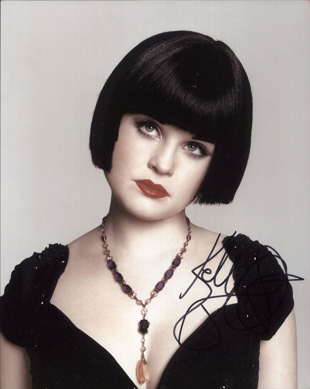 Kelly Osbourne Autographed Photo UK photograph AUTOGRAPHED PHOTO