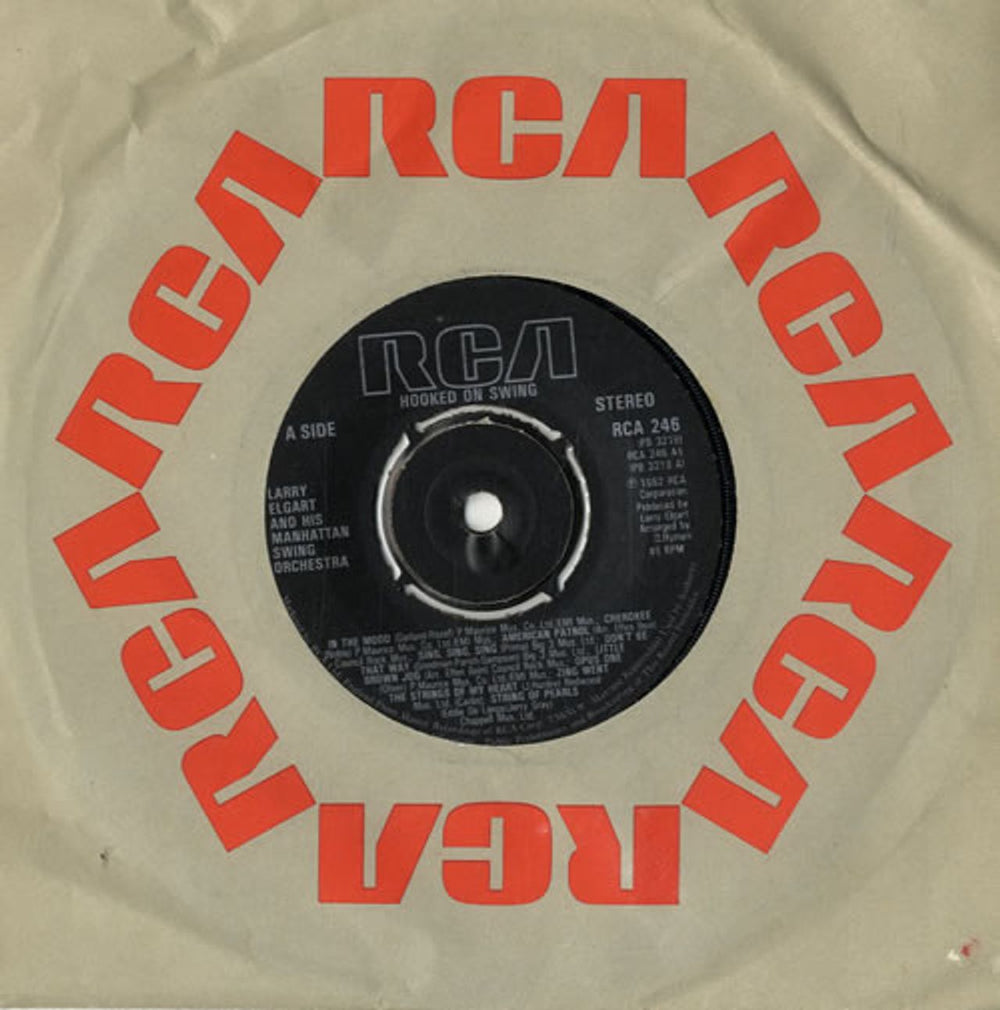 Larry Elgart Hooked On Swing UK 7" vinyl single (7 inch record / 45) RCA246